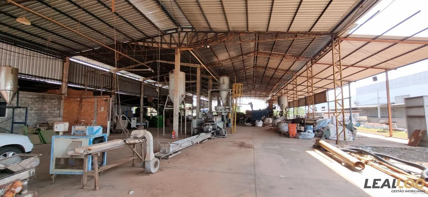 Imagens do imóveis Galpão para Venda em Cuiabá / MT no bairro Distrito Industrial