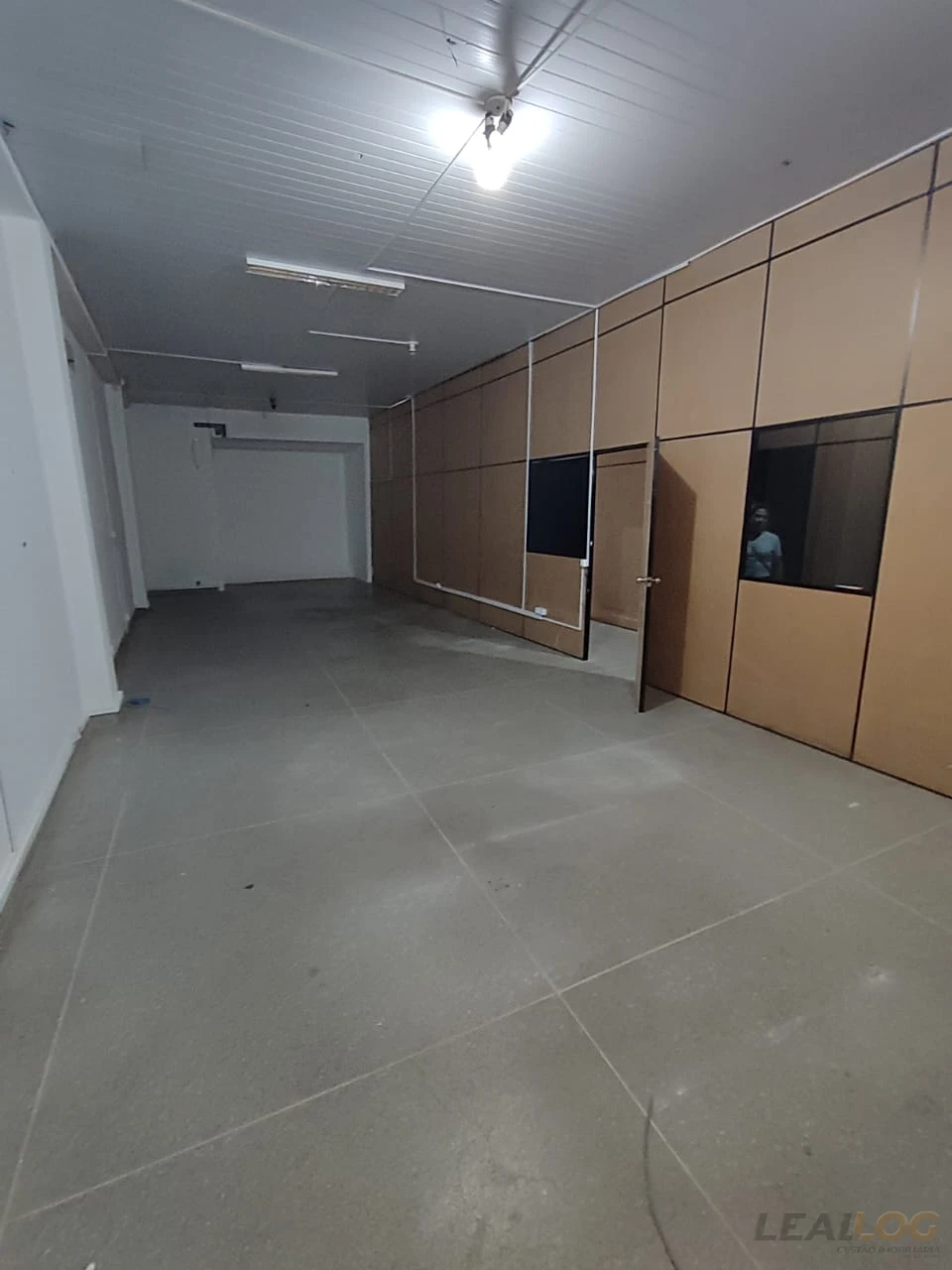 Imagens do imóveis LOCAÇÃO – CONJUNTO COMERCIAL COMPLETO | GALPÃO + PRÉDIO CORPORATIVO