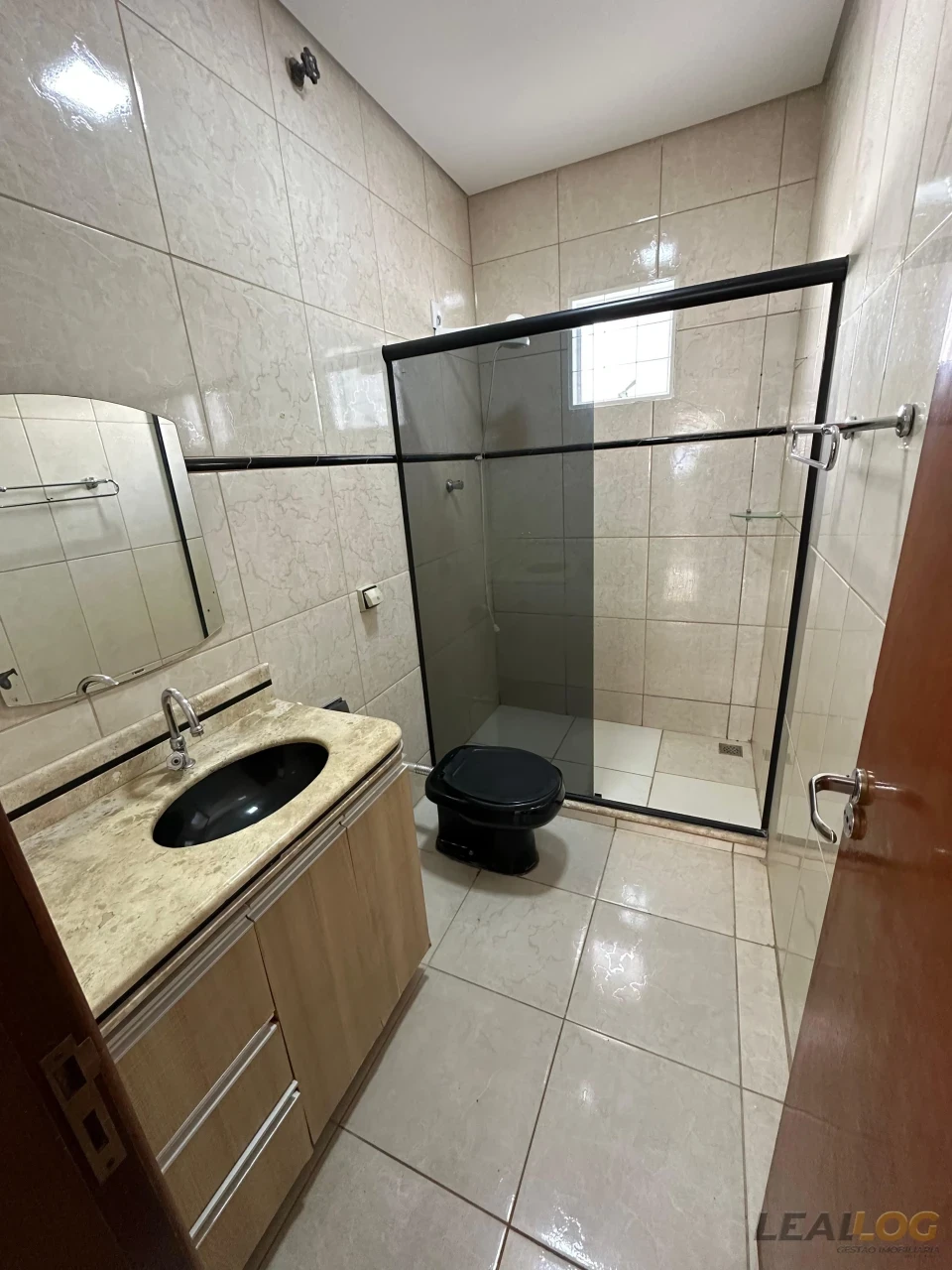 Belíssima casa á venda no CPA 4