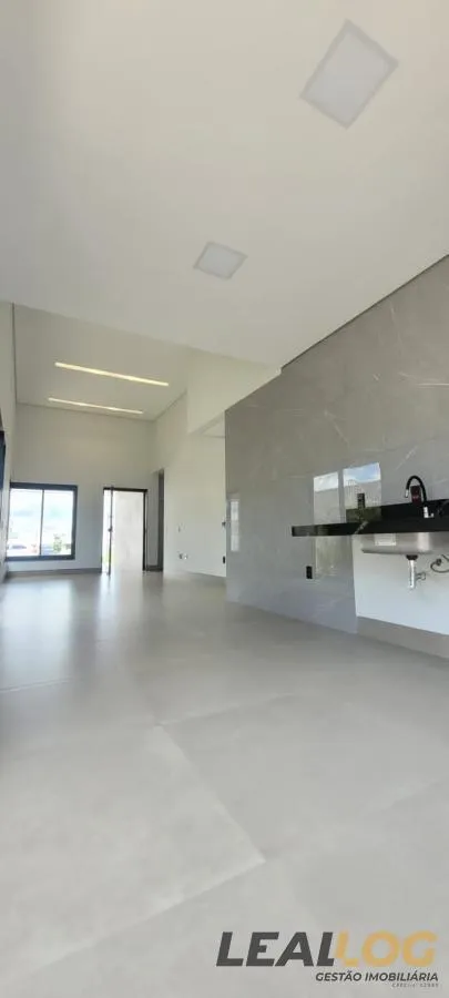 Imagens do imóveis Casa em Condomínio para Venda em Cuiabá / MT no bairro Condomínio Primor das Torres