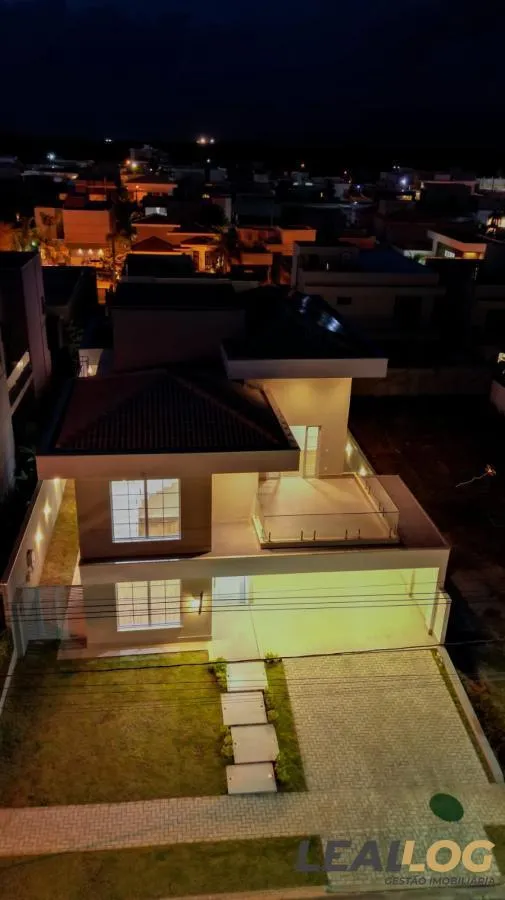 Casa em Condomínio para Venda em Cuiabá / MT no bairro Ribeirão do Lipa