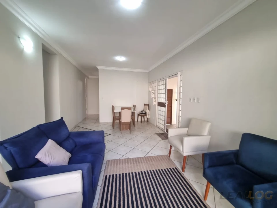 Imagens do imóveis VENDO - Casa no Flamboyant/ próximo ao shopping Estação/ Cuiabá - MT