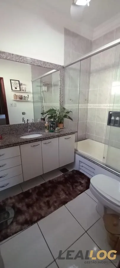 Imagens do imóveis Casa para Venda em Cuiabá / MT no bairro Jardim Califórnia