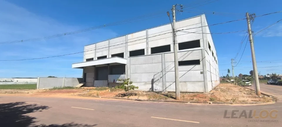 Imagens do imóveis Alugo Armazém de 1600m² em Sinop/MT – Localização Estratégica