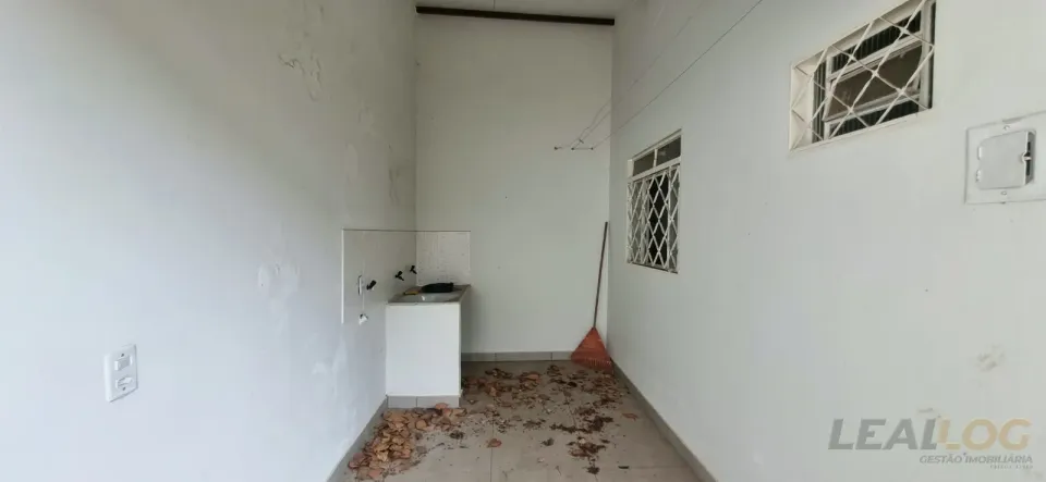 Imagens do imóveis Casa a venda Sobrado no  bairro Jardim Califórnia em Cuiabá MT