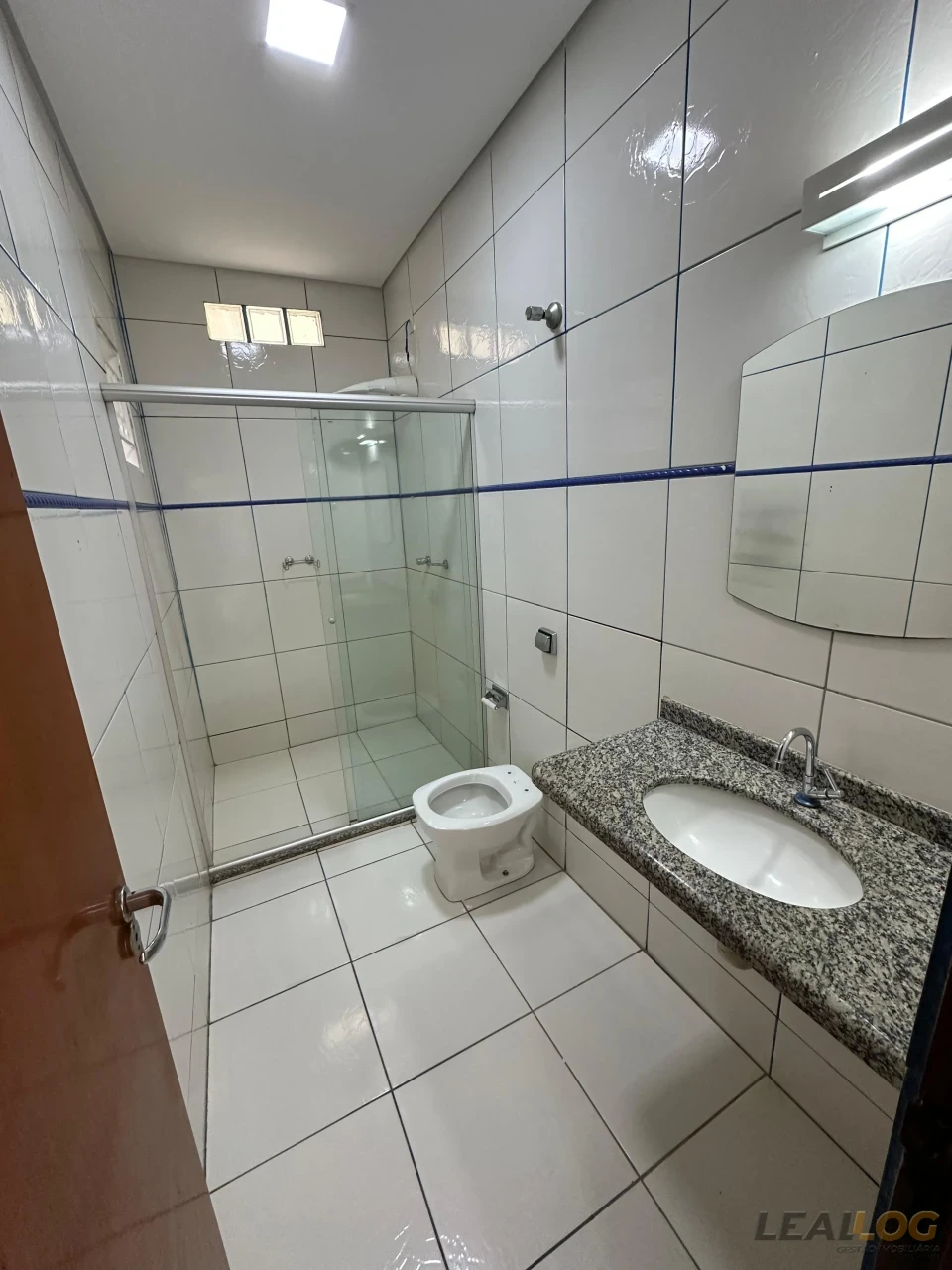 Belíssima casa á venda no CPA 4