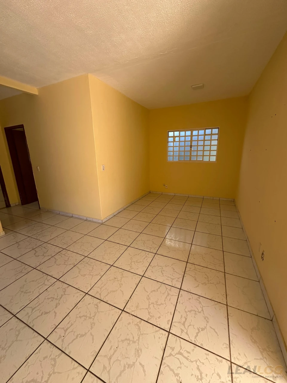 Imagens do imóveis Casa em condomínio á  VENDA!