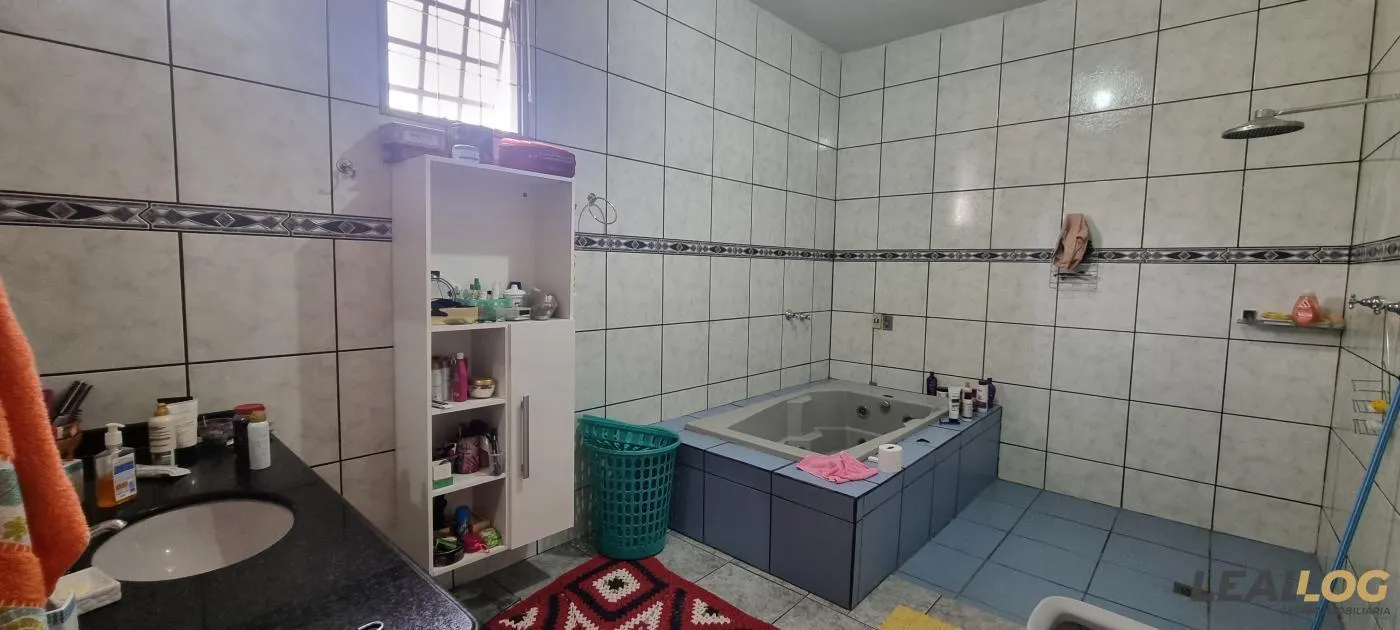Imagens do imóveis Casa Comercial para Locação em Cuiabá / MT no bairro Araés