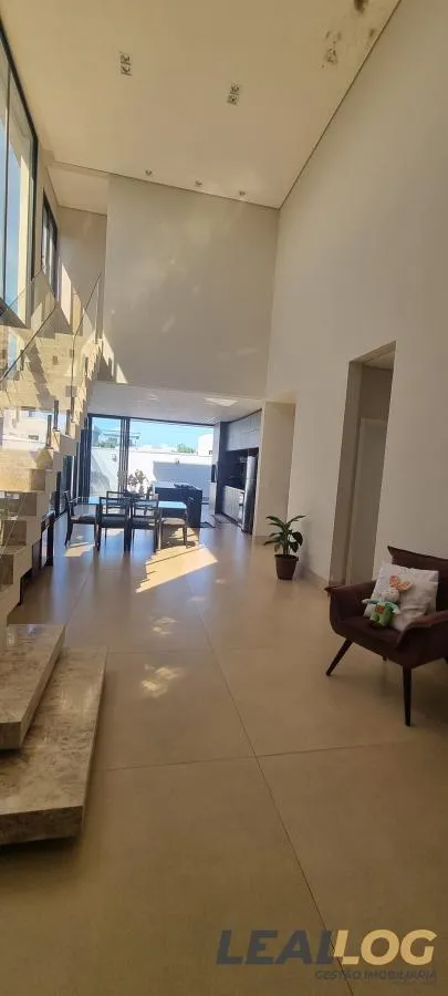 Casa em Condomínio para Venda em Cuiabá / MT no bairro Condomínio Florais Itália