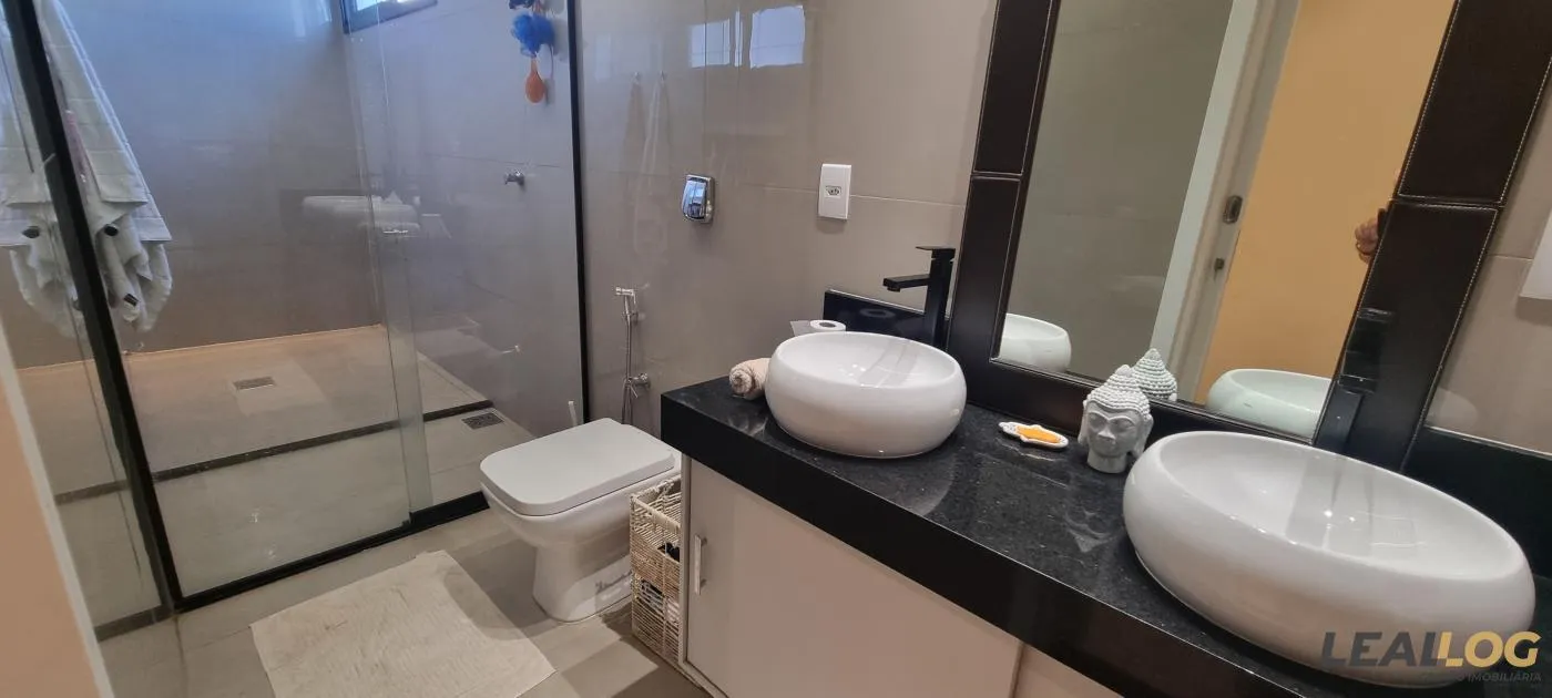 Casa em Condomínio para Venda em Cuiabá / MT no bairro Condomínio Florais Itália