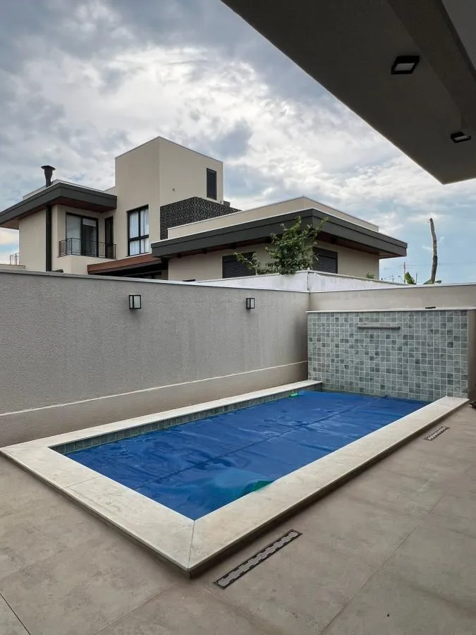 Casa em Condomínio para Venda em Cuiabá / MT no bairro Condomínio Florais Itália