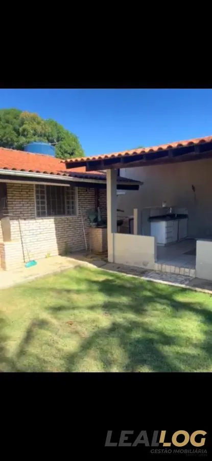 Imagens do imóveis Casa para Venda em Chapada dos Guimarães / MT no bairro Alameda