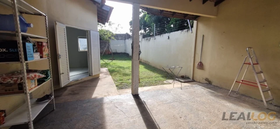 Imagens do imóveis VENDO - Casa no Flamboyant/ próximo ao shopping Estação/ Cuiabá - MT