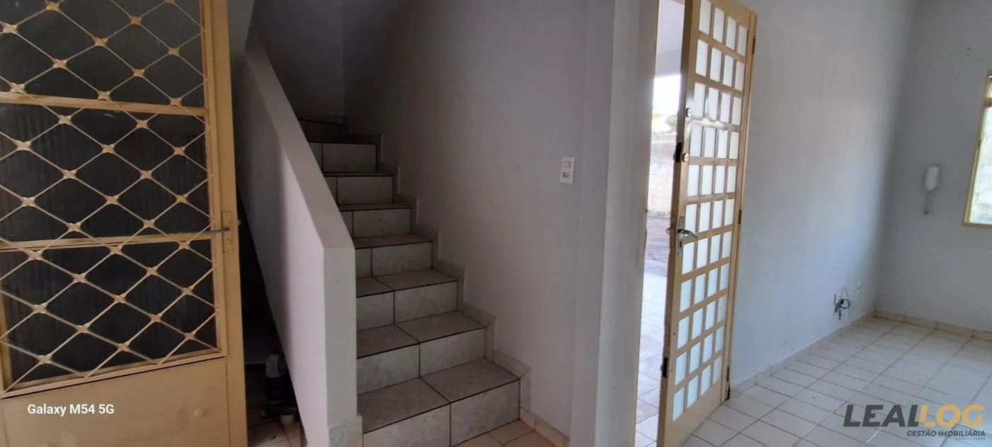 Casa em Condomínio para Locação em Cuiabá / MT no bairro Jardim Petrópolis