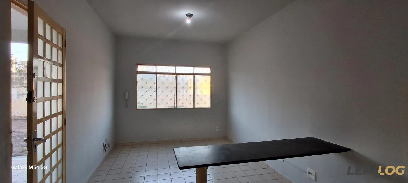 Casa em Condomínio para Locação em Cuiabá / MT no bairro Jardim Petrópolis