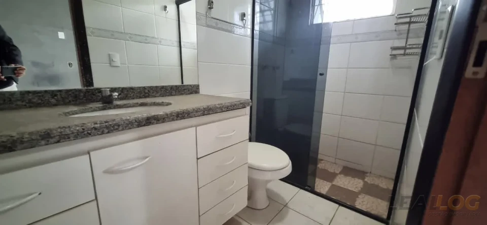 Casa a venda em condomínio!