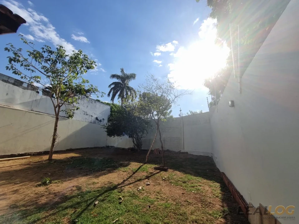 Imagens do imóveis VENDO - Casa no Flamboyant/ próximo ao shopping Estação/ Cuiabá - MT