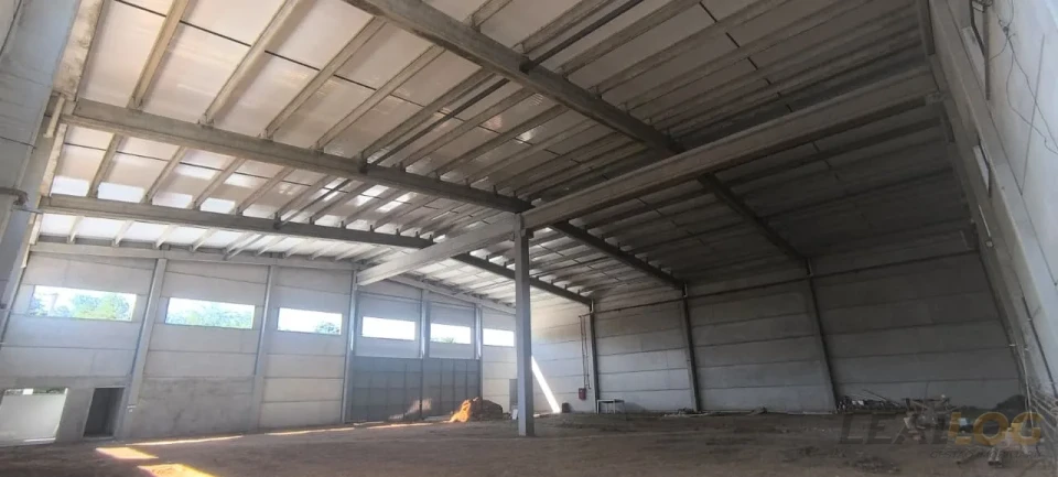 Imagens do imóveis Alugo Armazém de 1600m² em Sinop/MT – Localização Estratégica