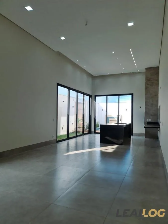 Casa em Condomínio para Venda em Várzea Grande / MT no bairro Passagem da Conceição