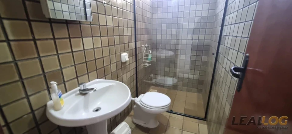 Imagens do imóveis VENDO - Casa no Flamboyant/ próximo ao shopping Estação/ Cuiabá - MT