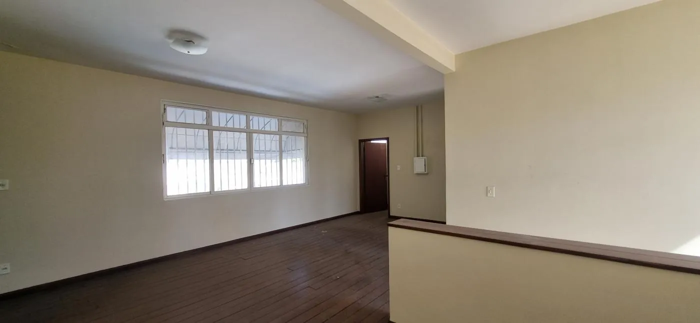 Imagens do imóveis Casa Comercial para Locação em Cuiabá / MT no bairro Goiabeiras