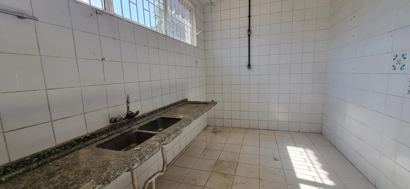 Imagens do imóveis Casa Comercial para Locação em Cuiabá / MT no bairro Goiabeiras