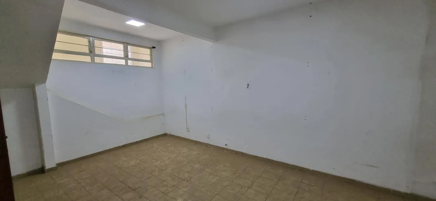 Imagens do imóveis Casa Comercial para Locação em Cuiabá / MT no bairro Goiabeiras
