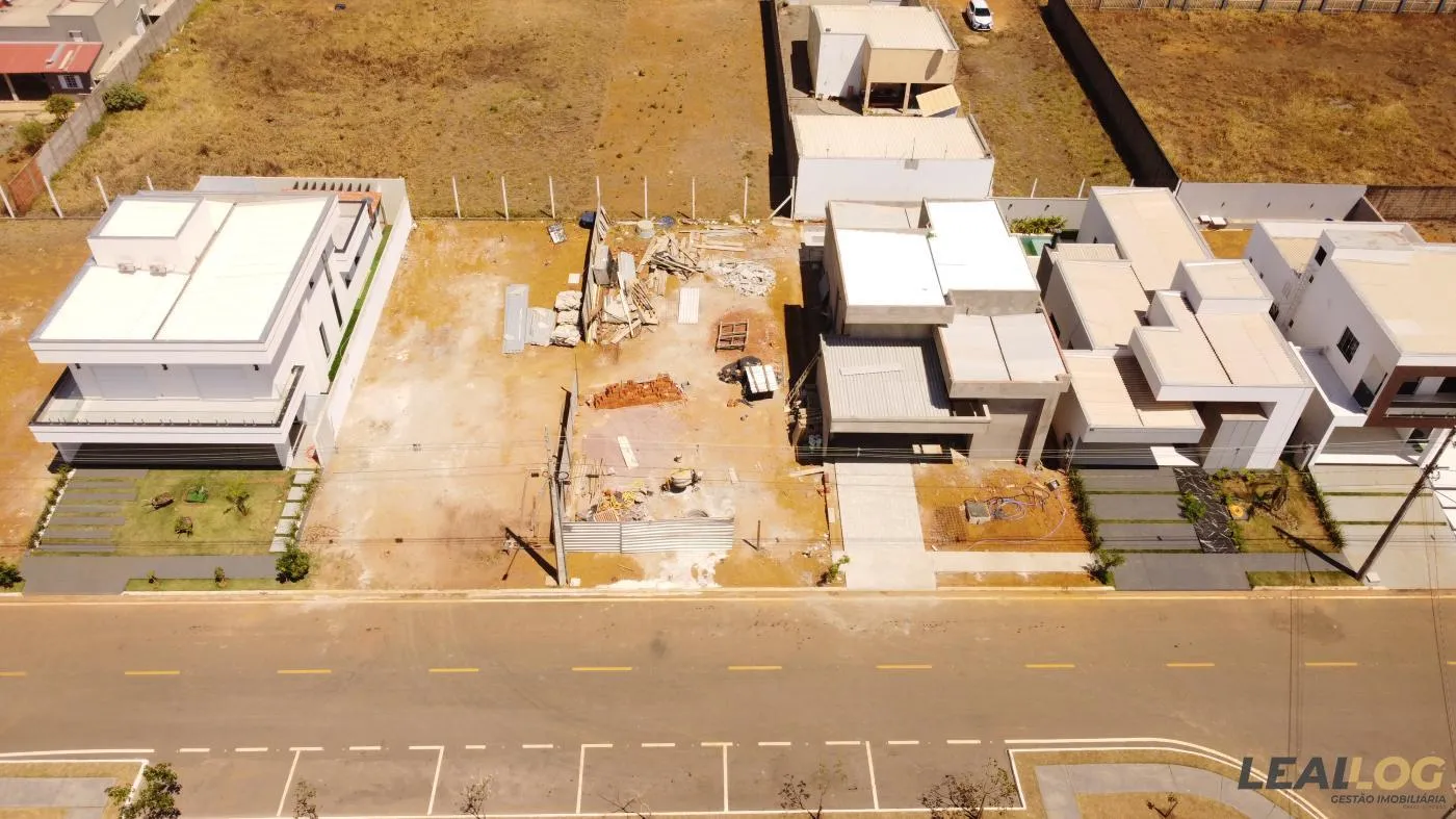 Imagens do imóveis Terreno em Condomínio para Venda em Chapada dos Guimarães / MT no bairro Bom Clima