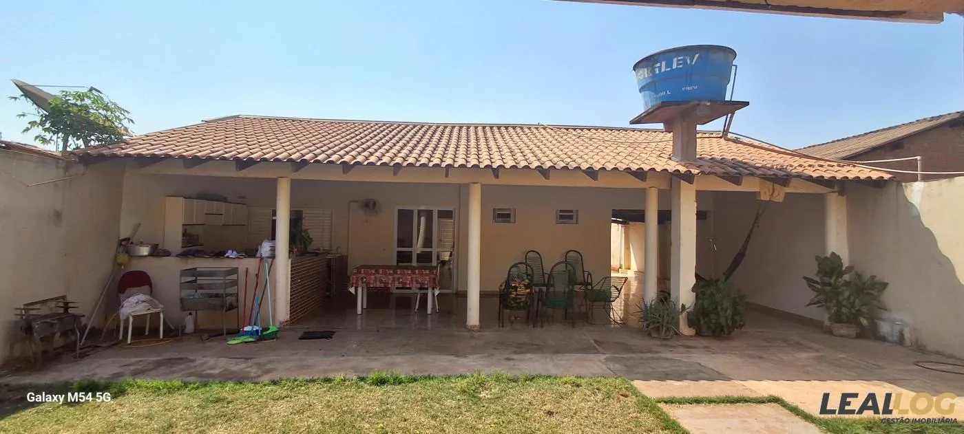 Imagens do imóveis Casa para Venda em Cuiabá / MT no bairro Parque Atalaia