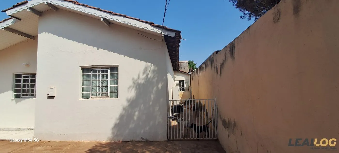 Imagens do imóveis Casa para Venda em Cuiabá / MT no bairro Parque Atalaia