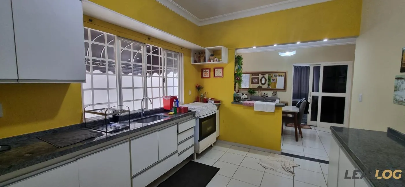 Imagens do imóveis Casa para Venda em Cuiabá / MT no bairro Jardim Costa do Sol Shangri-la