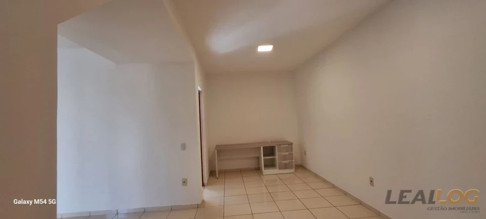 Imagens do imóveis ALUGO - Casa sobrado no Condominio Olinda - Cuiabá - MT