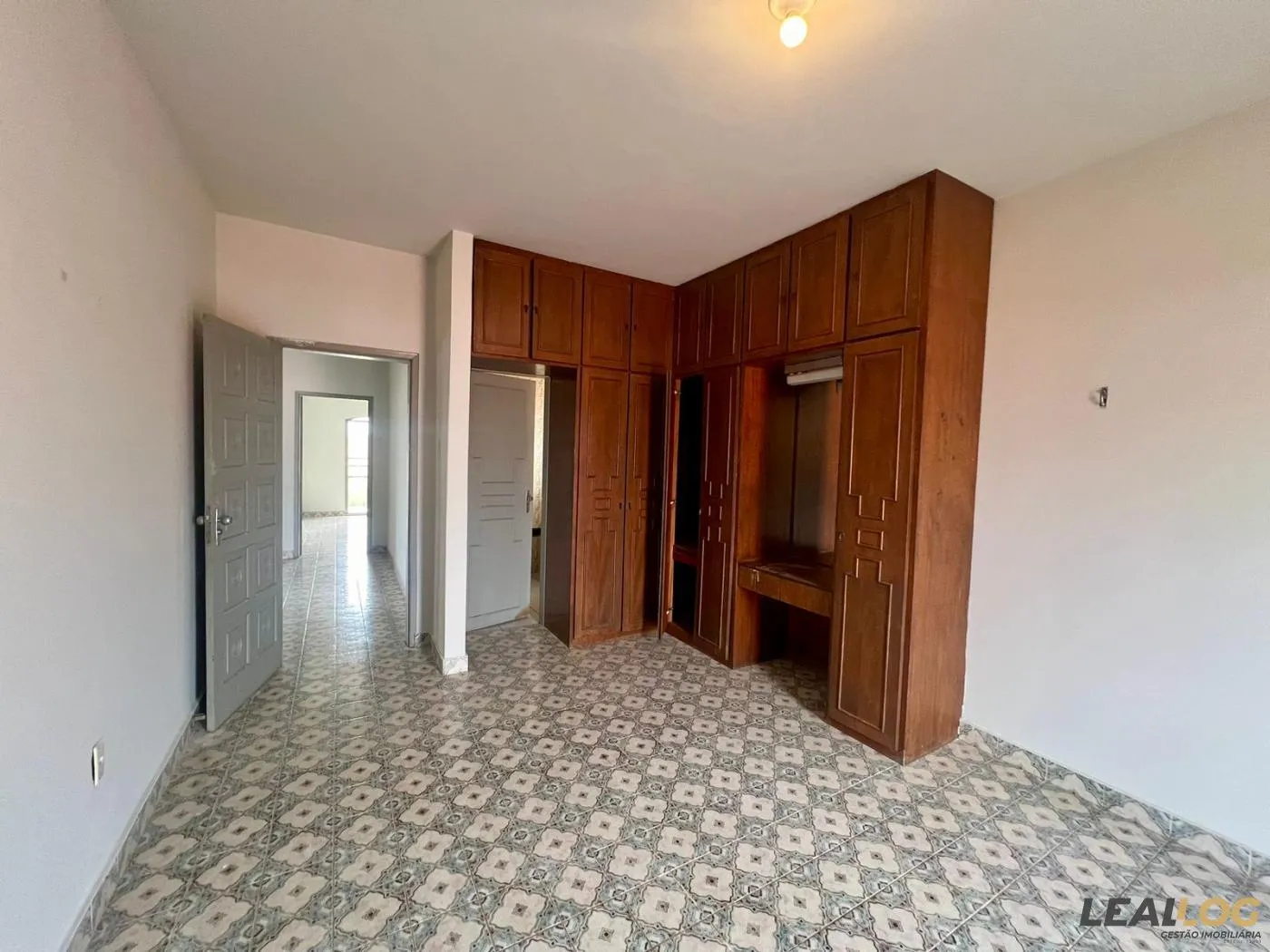 Imagens do imóveis Casa Comercial para Locação em Cuiabá / MT no bairro Boa Esperança