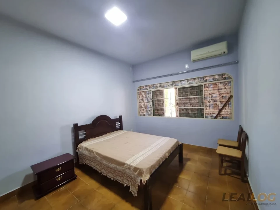 Imagens do imóveis VENDO - CASA NO JARDIM AEROPORTO  - VÁRZEA GRANDE - MT