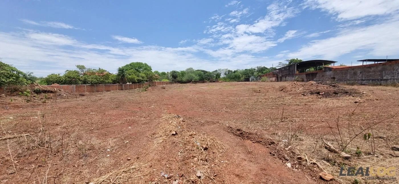 Terreno Comercial para Venda em Várzea Grande / MT no bairro Jardim Paula 1