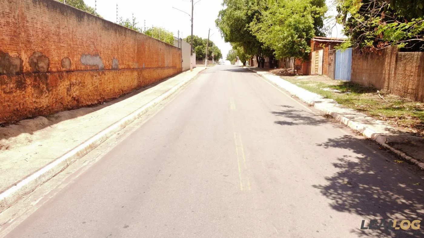Terreno Comercial para Venda em Várzea Grande / MT no bairro Jardim Paula 1