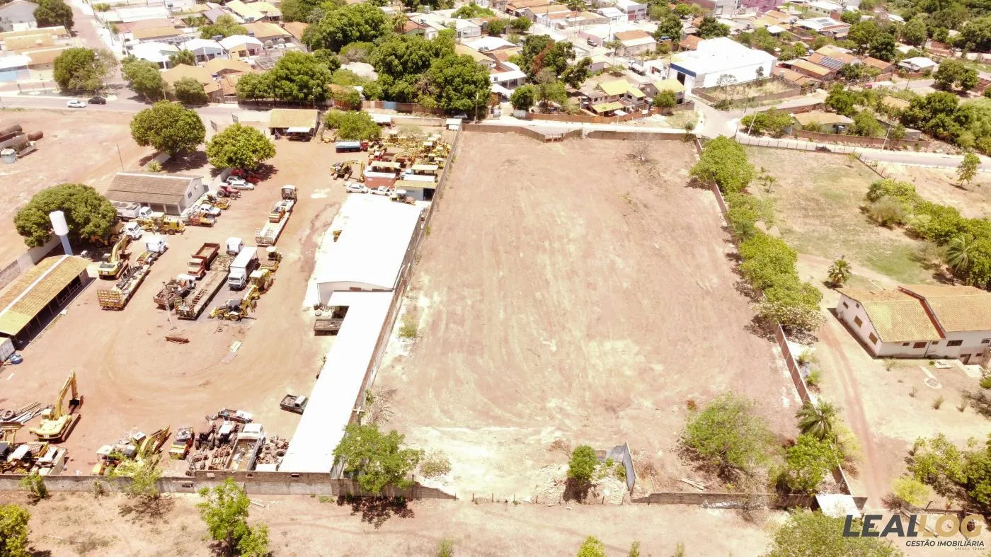Terreno Comercial para Venda em Várzea Grande / MT no bairro Jardim Paula 1
