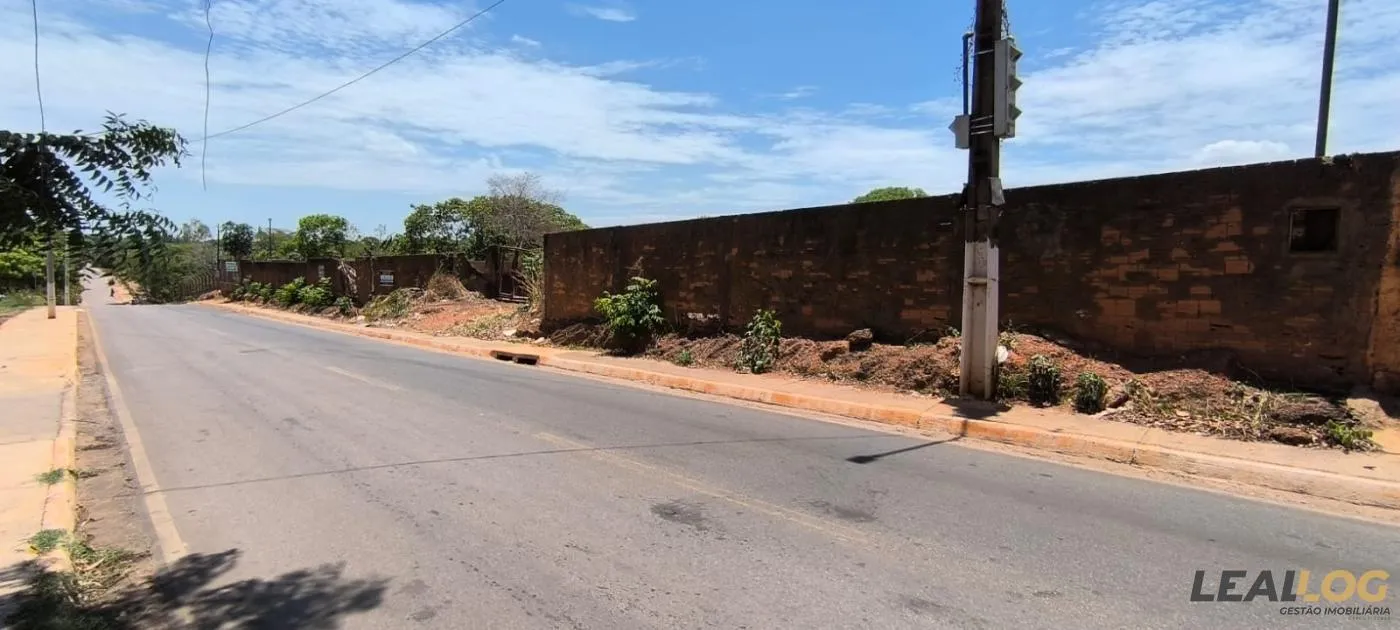 Terreno Comercial para Venda em Várzea Grande / MT no bairro Jardim Paula 1
