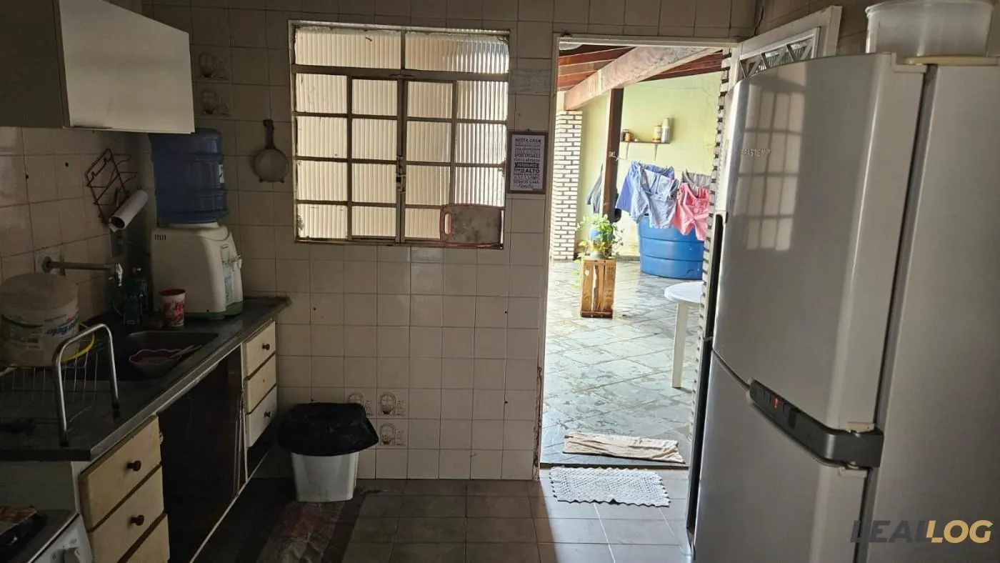 Imagens do imóveis Casa para Venda em Várzea Grande / MT no bairro Jardim Imperial