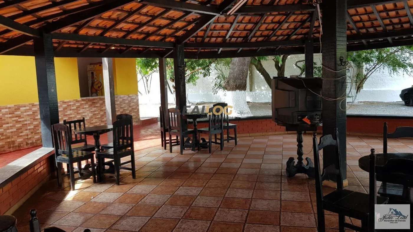 Casa Comercial para Venda em Cuiabá / MT no bairro Duque de Caxias