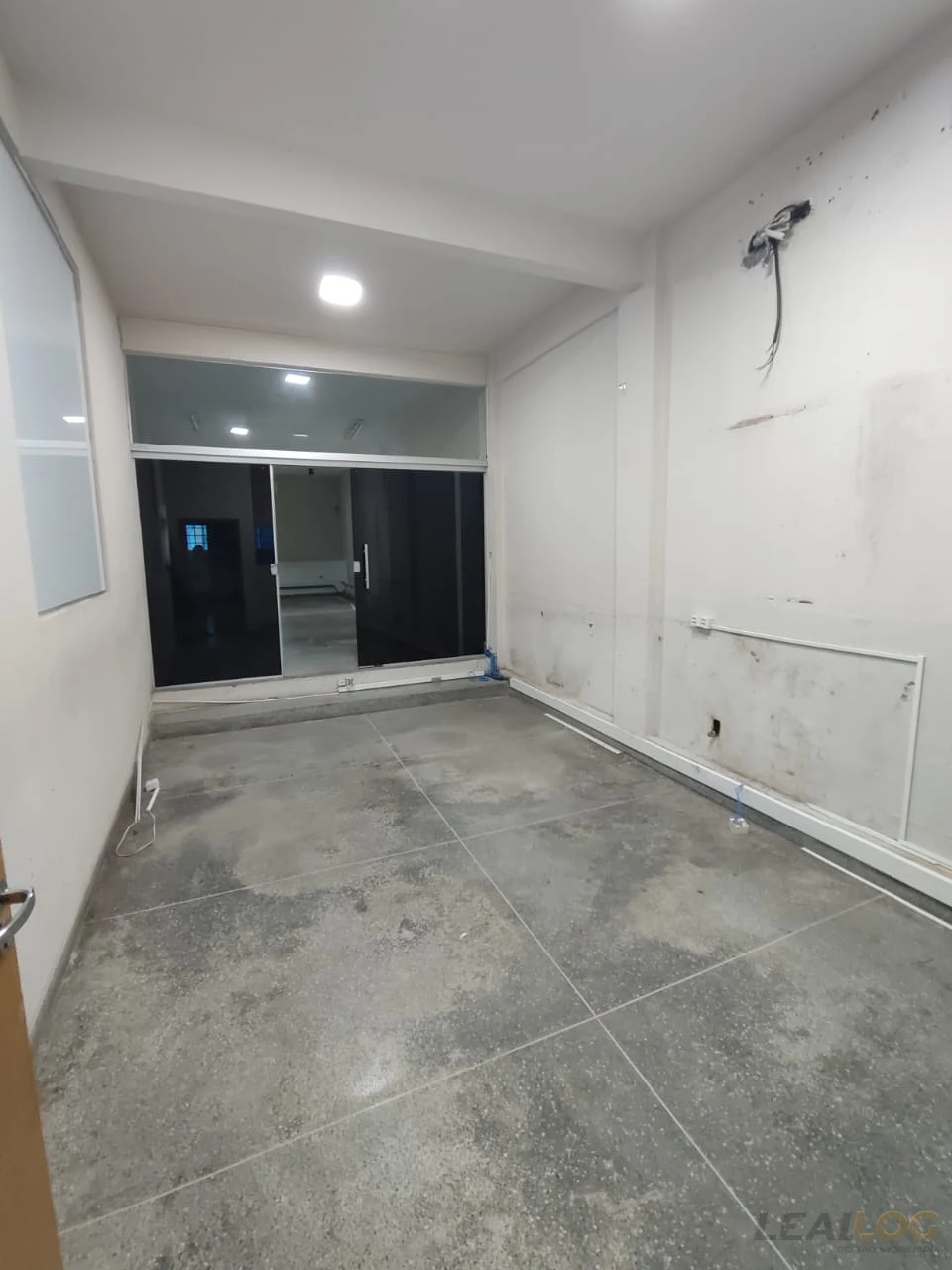 Imagens do imóveis LOCAÇÃO – CONJUNTO COMERCIAL COMPLETO | GALPÃO + PRÉDIO CORPORATIVO