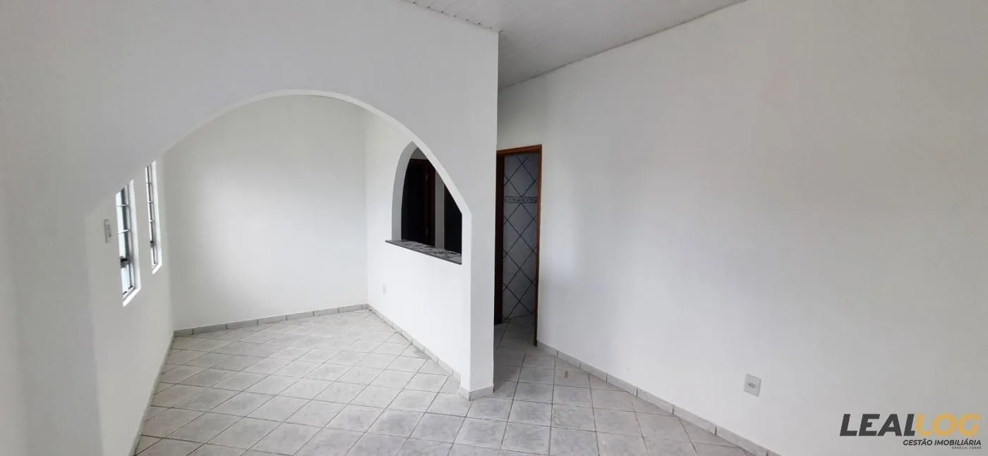 Imagens do imóveis Casa para Venda em Cuiabá / MT no bairro Morada do Ouro 2