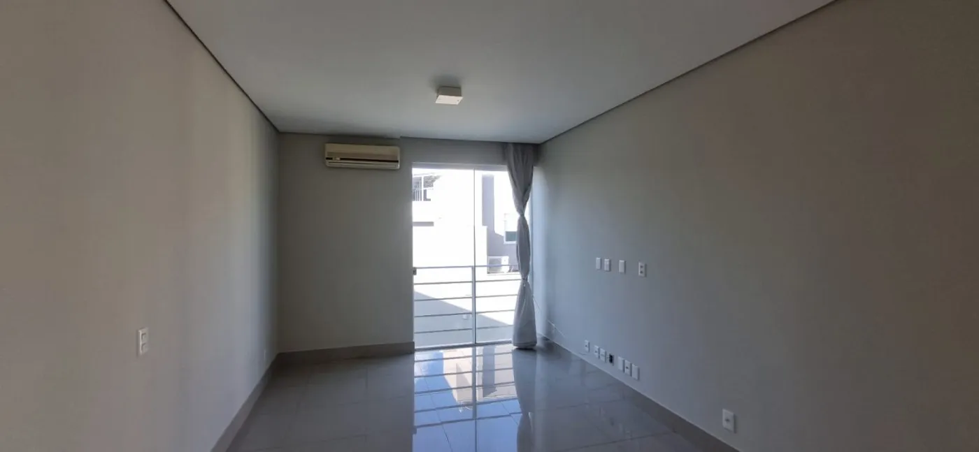 Casa em Condomínio para Venda em Cuiabá / MT no bairro Ribeirão do Lipa