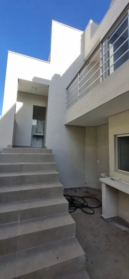 Casa em Condomínio para Venda em Cuiabá / MT no bairro Ribeirão do Lipa