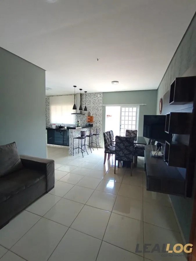 Imagens do imóveis Casa para Venda em Chapada dos Guimarães / MT no bairro Cohab Véu de Noiva