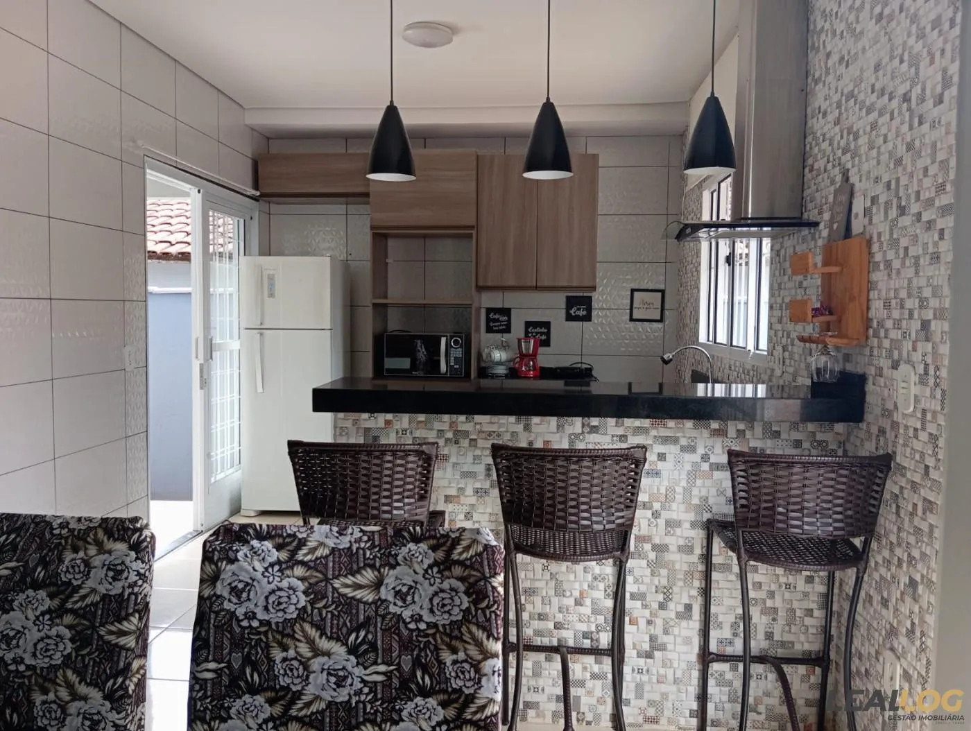 Imagens do imóveis Casa para Venda em Chapada dos Guimarães / MT no bairro Cohab Véu de Noiva