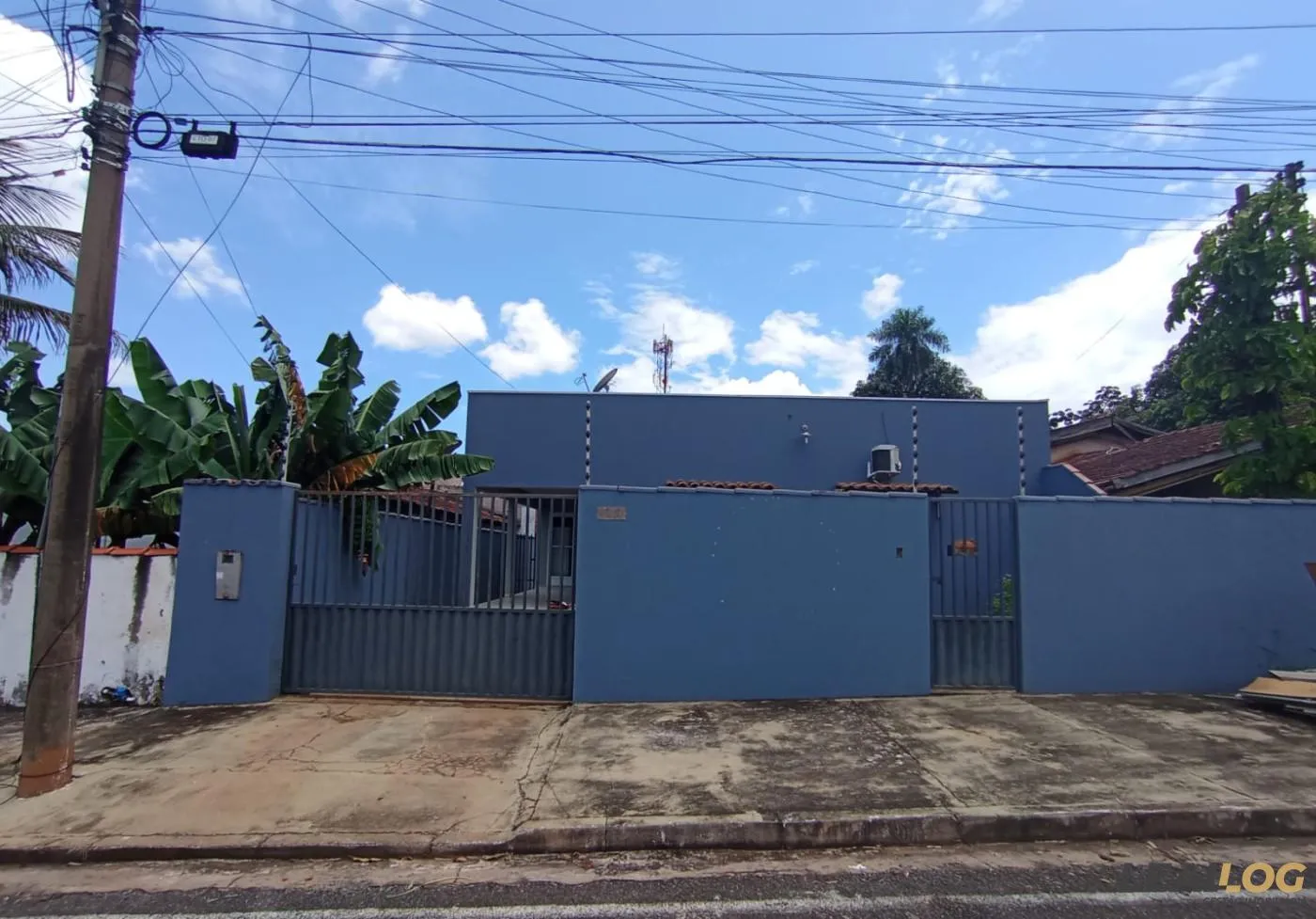 Imagens do imóveis Casa para Venda em Chapada dos Guimarães / MT no bairro Cohab Véu de Noiva