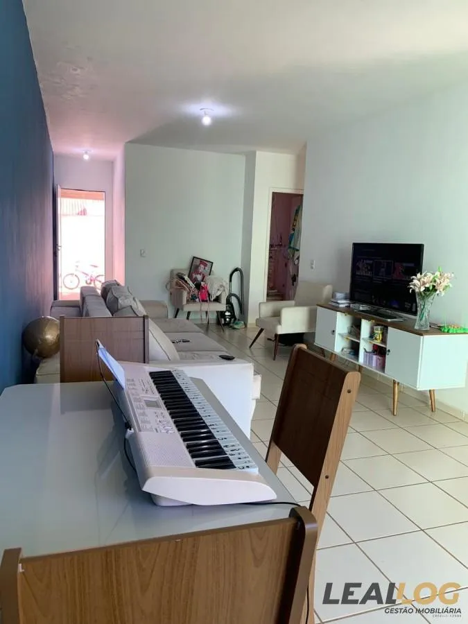 Imagens do imóveis Casa em Condomínio para Venda em Cuiabá / MT no bairro Jardim Imperial