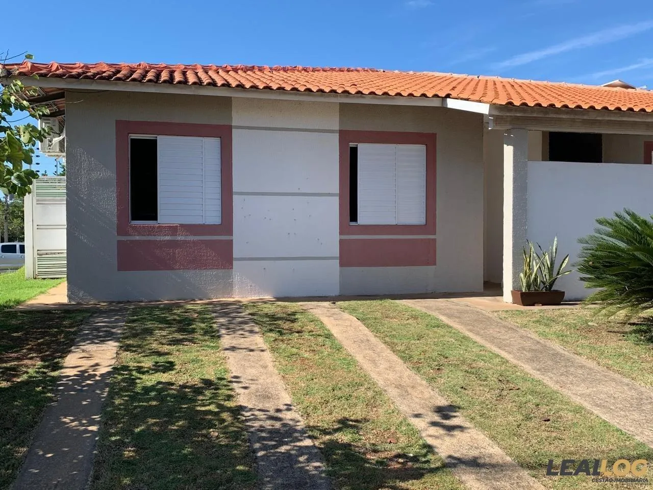 Imagens do imóveis Casa em Condomínio para Venda em Cuiabá / MT no bairro Jardim Imperial