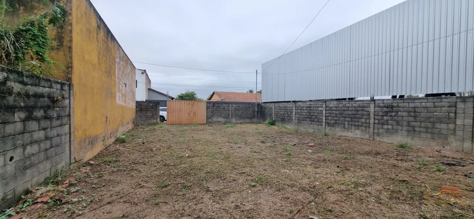 Vendo sobrado em Obra no residencial Recanto do sol em Cuiabá MT